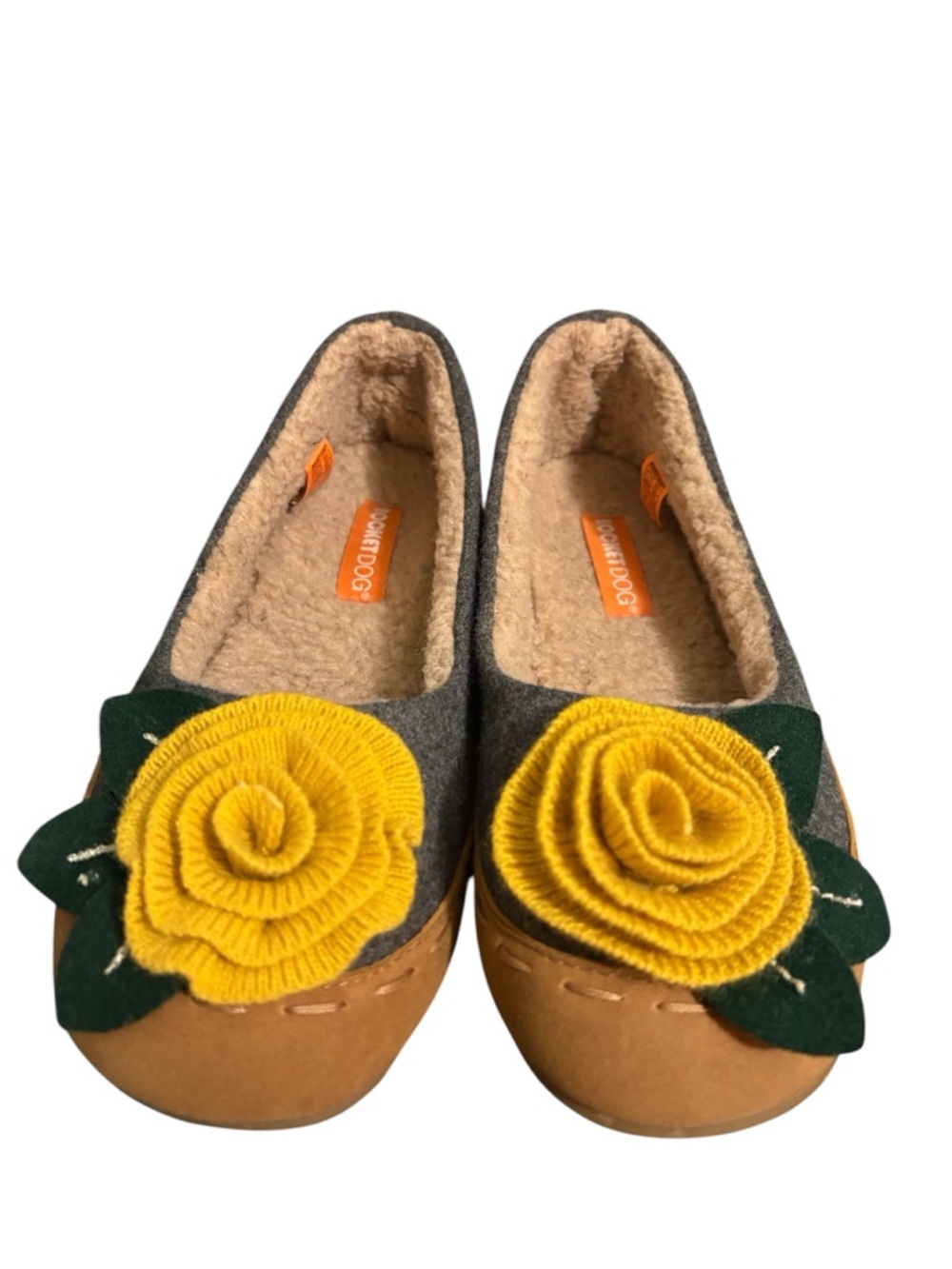 🌼 Rocket Dog Slippers or Shoes with Fabric Flower at Toe Mules in Size 8 1/2 M